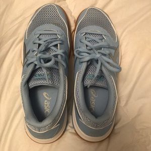 NEW ASIC Gel-Rocket sneakers